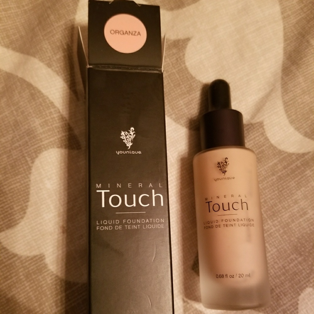 Younique Liquid Foundation ORGANZA